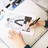 閃光のハサウェイ・キルケーの魔女
ネタバレ注意
↓
↓
↓
↓
↓
↓
↓
エンディングでクスィーガンダムとギギが
向かいあってるシーンで
クスィーガンダムの顔から何か剥がれてましたが あれ何か分かりますか？